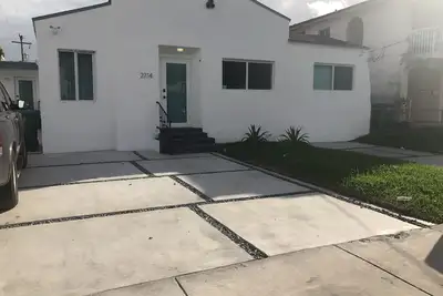 Image de Remodeled, comfortable and beautiful home