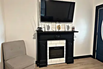 Image de Modern Bungalow, 6min from Stadiums!