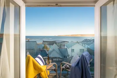 Image de A superb two bedroom cottage overlooking Sennen Cove