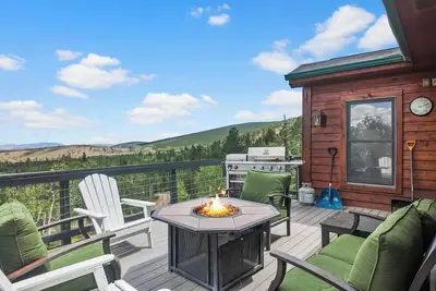 Image de 5br Luxe Ranch Retreat • Secluded with Hot Tub, Game Room & Epic Views