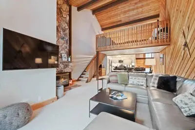 Image de Ridgepoint Townhome 105 - 3 Bedroom plus Loft Residence