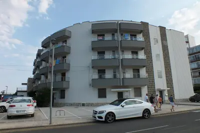 Image de Bel appartement rénové pour 4 pers. avec parking privé à Roses