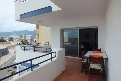 Image de Appartement pour 6 - Terrasse - Proche Plage et Commerces