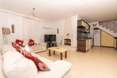 Seaview villa with heated pool 150 meters to beachclubs