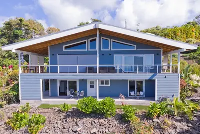 Image de Tranquil Panoramic Retreat: Embrace Romance in Peaceful Serenity