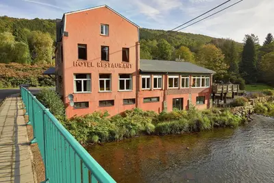 Image de Luxueuse demeure avec piscine intérieure à Stoumont