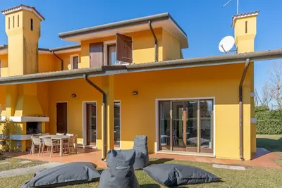 Image de Villa Ă Albarella avec jardin