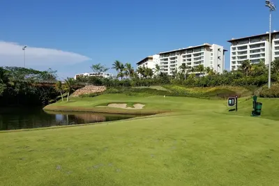 Image de Exclusive Grand Luxxe Vacation. 4 bed Private residence, lofts + much more.