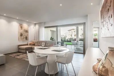 Image de Jardines - Tisaya 0. 2 Vue sur le jardin