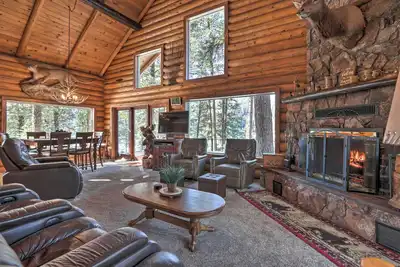 Image de Cascade Cabin w/ Mountain View & River Access