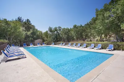 Image de Escapade Provençale avec Piscine