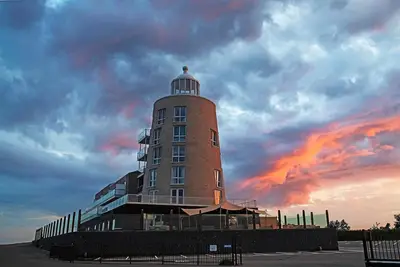 Image de Appartement élégant avec vue sur la mer