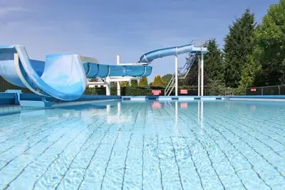 Image de Chalet meublé avec lave-vaisselle, près d'Almelo