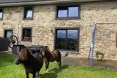 Image de Charmant gîte situé dans un écrin de verdure près
