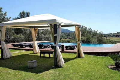 Image de Maison de vacances avec piscine à débordement