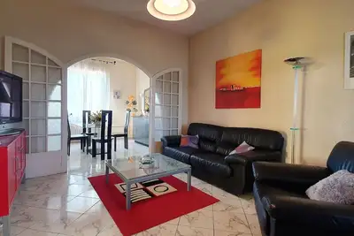 Image de Villa au calme avec piscine privée à Homps