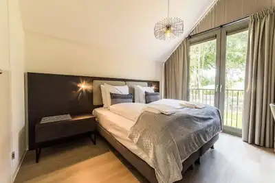 Image de Villa de luxe avec piscine intérieure