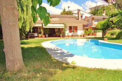 Image de Villa authentique à 250 m de la plage