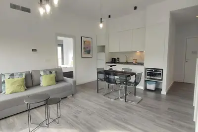 Image de Appartement lumineux au centre de Malaga avec balcons – Idéal pour télétravail