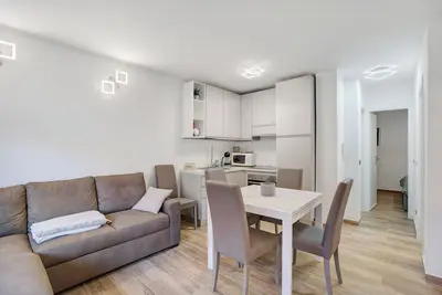 Image de Appartement \"Gianpaolo\" avec vue sur les montagnes, jardin partagé et Wi-Fi