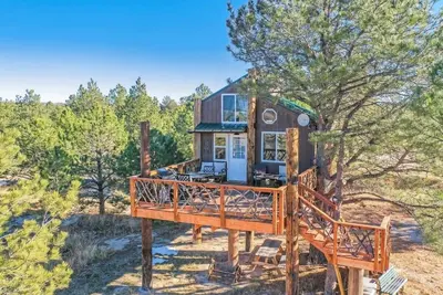 Image de Heavenly Haven Treehouse