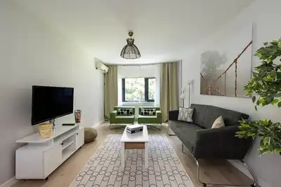 Image de This apartment is a 2 bedroom(s), 1 bathrooms, located in Şişli, İstanbul.