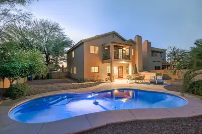 Image de Tucson Oasis with Serene Mountain Views! Heated Pool for additional fee.