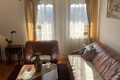 Image de Apartman se nalazi u blizini Hrama Svetog Save. Trga Slavija. .