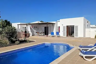 Image de 2 Bedroom Villa with Pool near Playa Blanca Centre