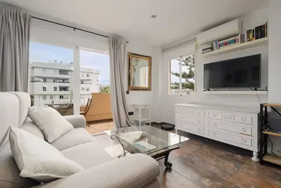 Image de Appartement dans le centre de Marbella avec une place de parking privée