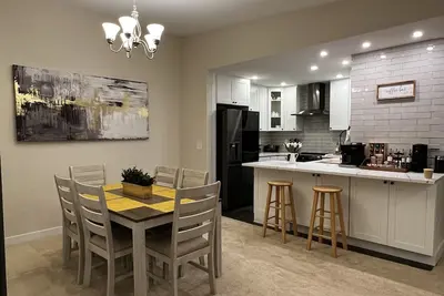 Image de Luxury Condo-Downtown Bellevue