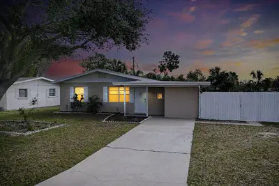 Image de Seasonal home close to beach & pet-friendly!