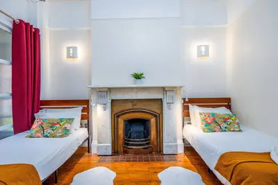 Image de This apartment is a 2 bedroom(s), 1 bathrooms, located in Southampton, Hampshire.