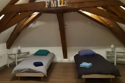 Image de Grand gîte 15p récemment rénové au bord du canal du nivernais et porte du Morvan