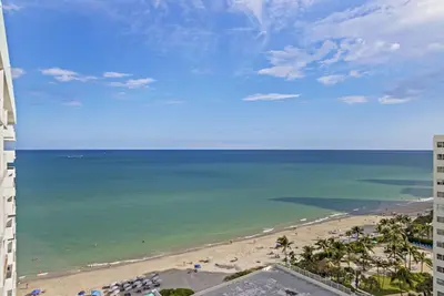 Image de Ocean View 3 Bed/2 Bath Furnished with Beach Access