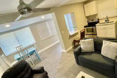 Image de 1 Bedroom Apt, 7 min from Clearwater Beach