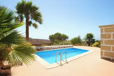 Image de Rural, quiet finca house