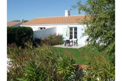 Image de Villa de plain-pied avec jardin située sur l'île de Noirmoutier à Barbatre.