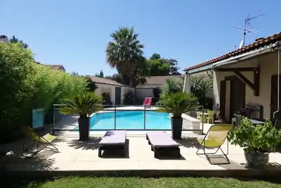 Image de Belle villa piscine à 10 minutes de Nîmes aux portes le Camargue et des Alpilles