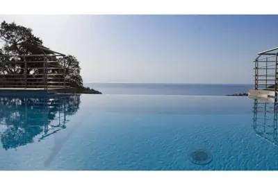 Image de Magnifique Villa 350 M2-Vue Mer Montagne 10 à 20 pers Prox. Ste Lucie P-Vecchio