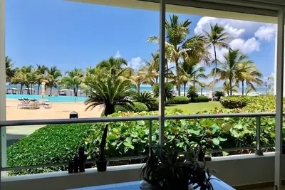 Image de Fabulous 2 Bedroom on 1st Floor Overlooking Pool and Beach