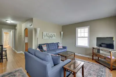 Image de Two bedroom townhouse, minutes from the Unmc