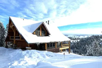 Image de Stunning Rustic Mountain Retreat located in a private community in Star Valley