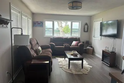 Image de Adorable 2 bedroom cabin on the Missouri River