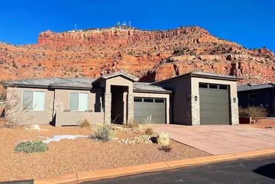 Image de Luxury Kanab Home | Red Rock Views | Near Zion