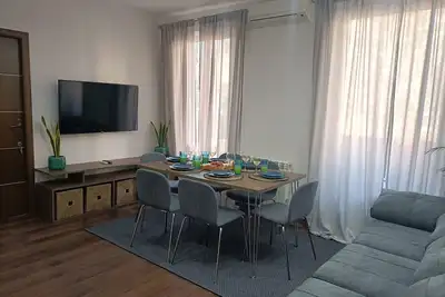 Image de Spacious apartment for 9 people 5 minutes from Sagrada Familia!