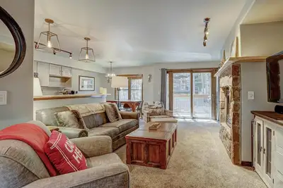 Image de Los Pinos E-12 in Dillon