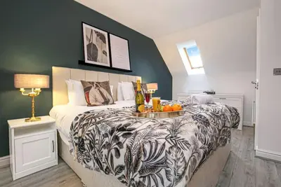 Image de Luxury 4 Bedroom House-Sleeps 7