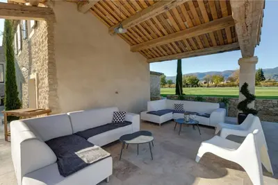 Image de Luxueux mas en pierre classé 5*