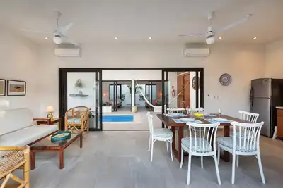 Image de Casa Arena: 2bdr 2. 5 Bath House with Private Pool, Terrace & Partial Ocean View